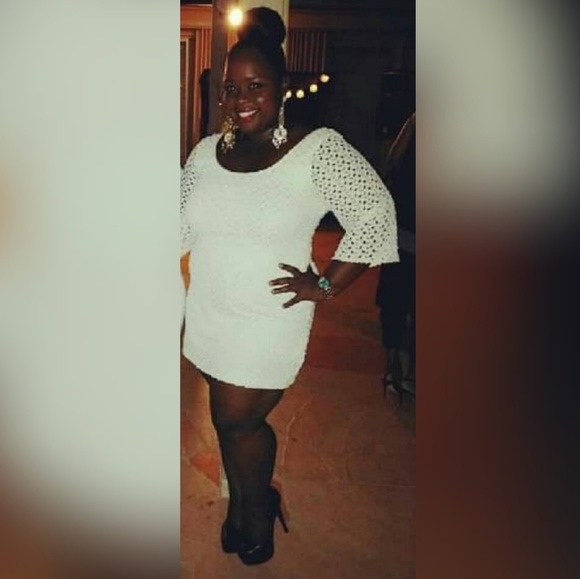 Retro Inspired Crochet Dress - Picture 3 of 3